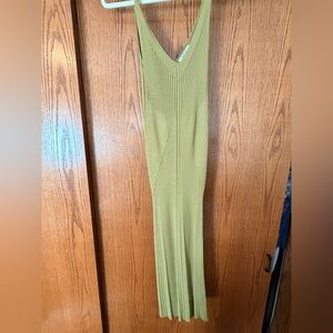 Chic Olive Green Midi Dress